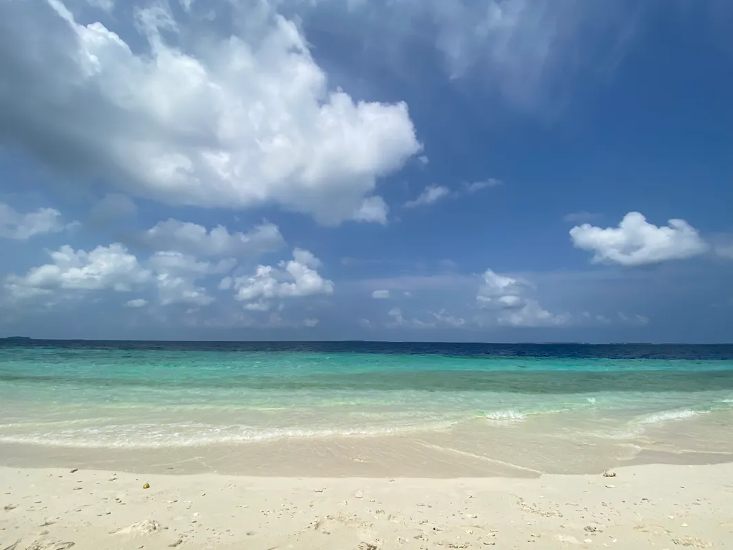 Dhonfulhafi Beach View & Spa фото 25