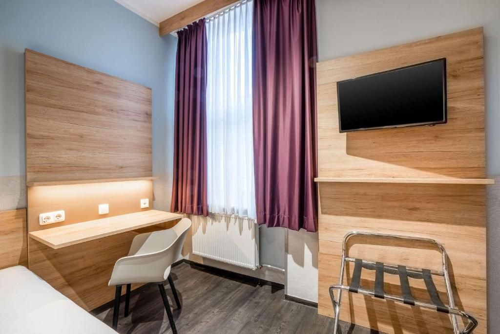 Comfort Hotel Frankfurt Central Station фото 61