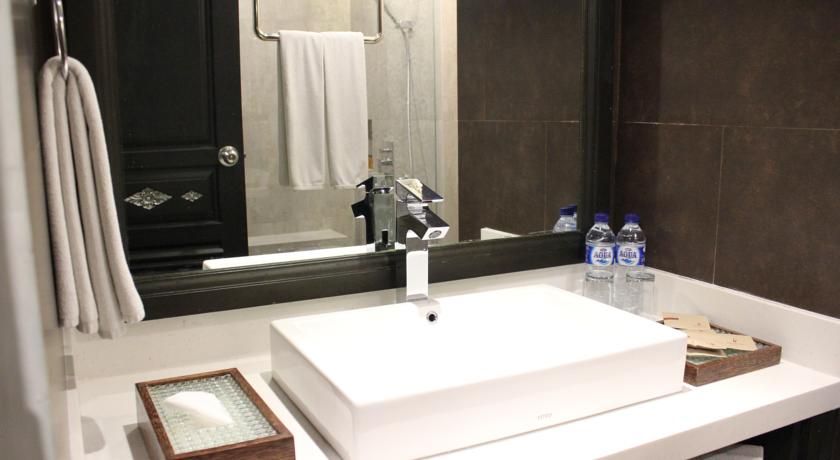 The Vira Bali Boutique Hotel & Suite фото 78