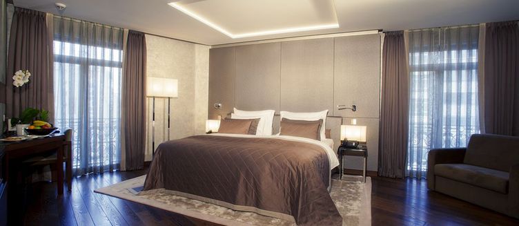 Фото отеля Lasagrada Hotel