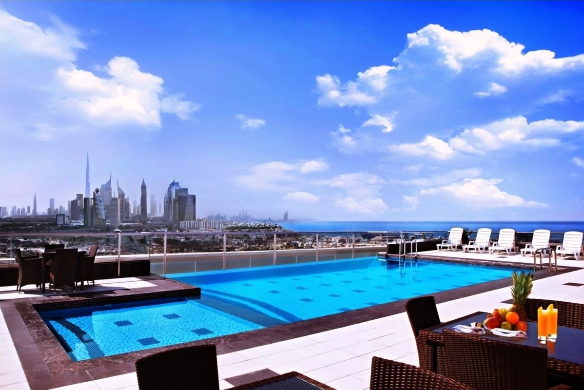 Park Regis Kris Kin Hotel фото 0