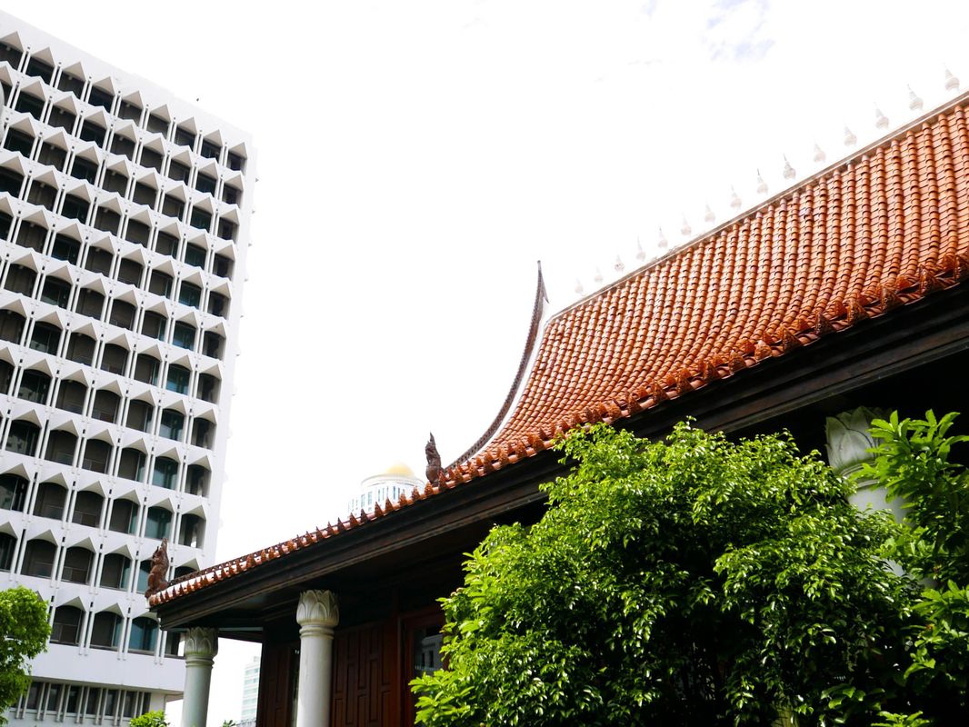 Indra Regent Hotel фото 6