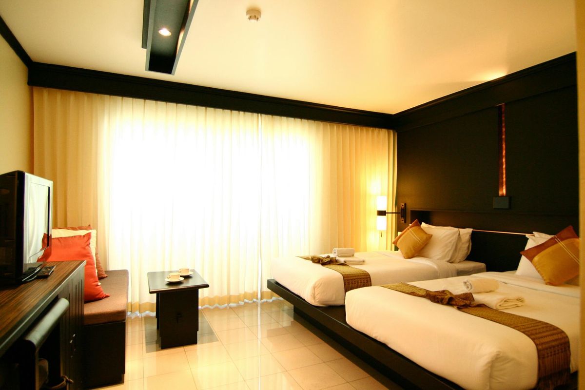 Rattana Beach Hotel фото 1
