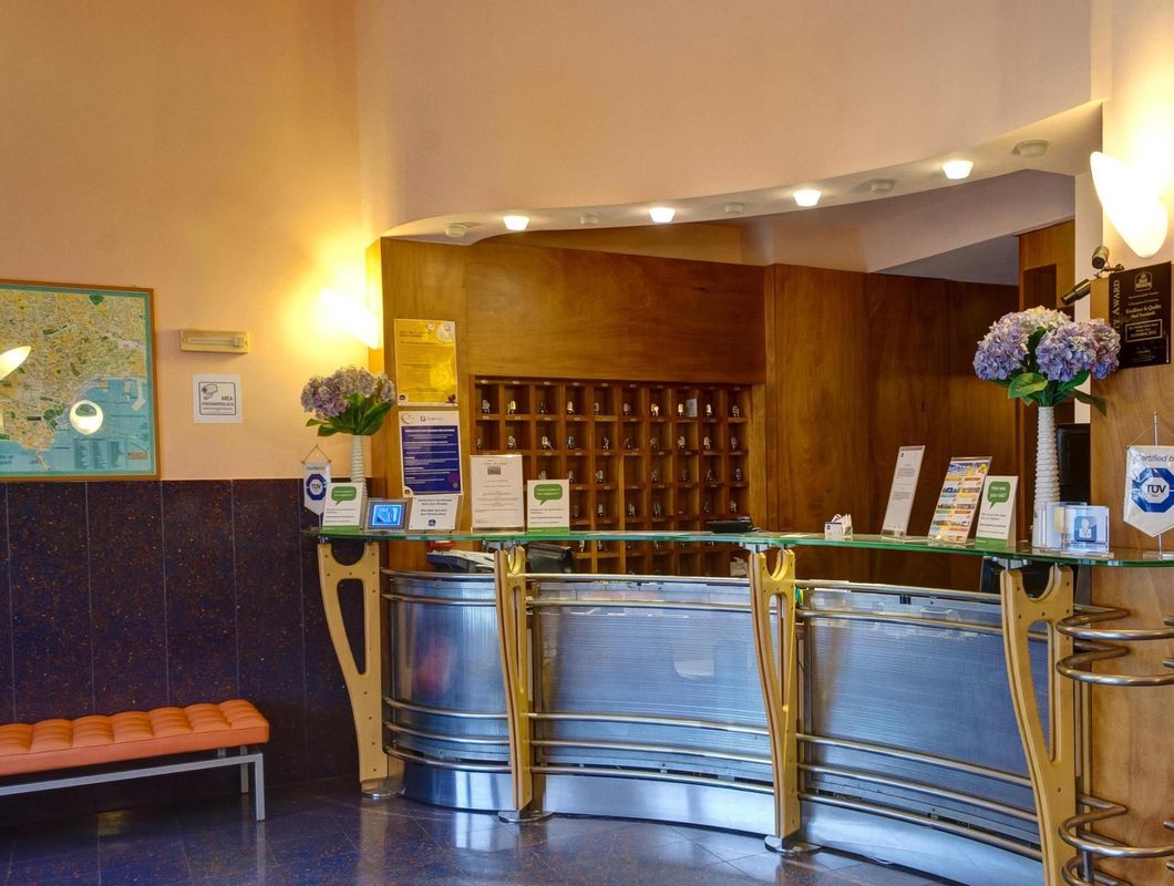 Best Western Hotel Plaza фото 2