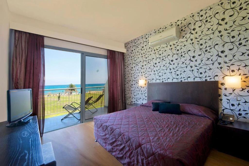 Natura Beach Hotel & Villas фото 17