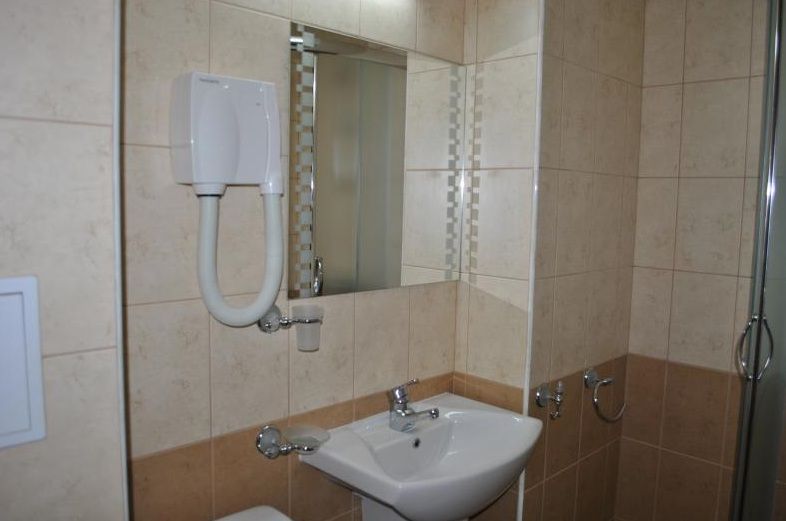 Korab Renesa фото 6