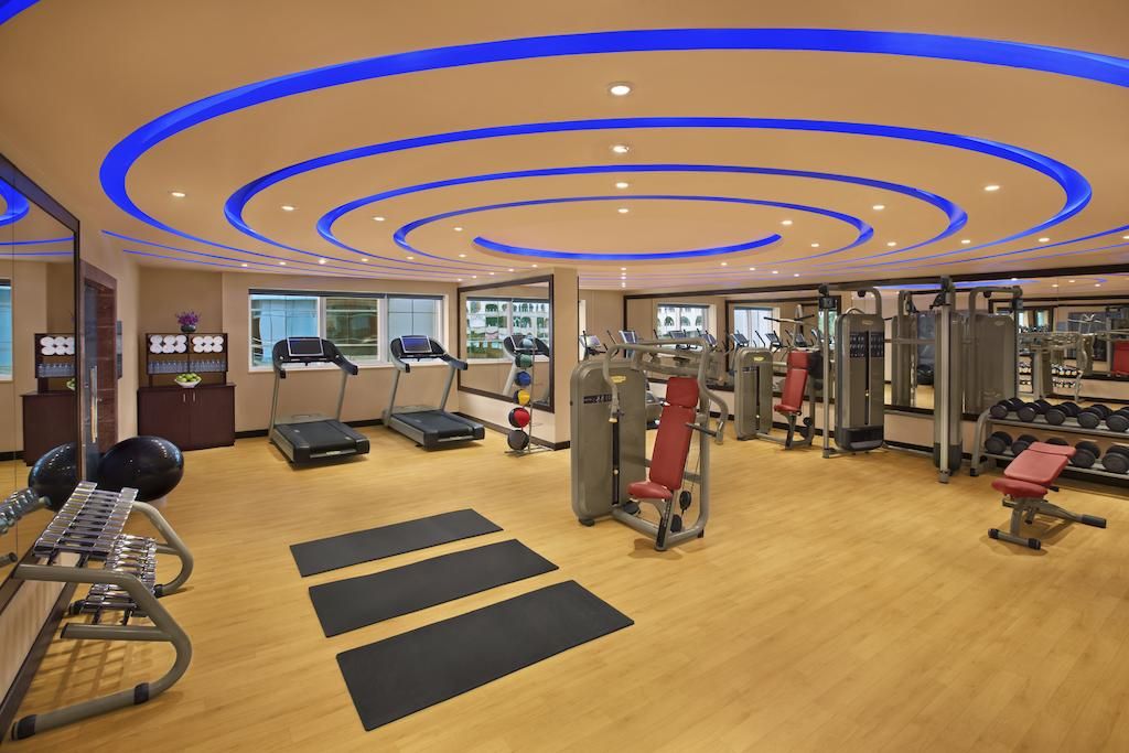 DoubleTree by Hilton Hotel and Residences Dubai Al Barsha фото 18