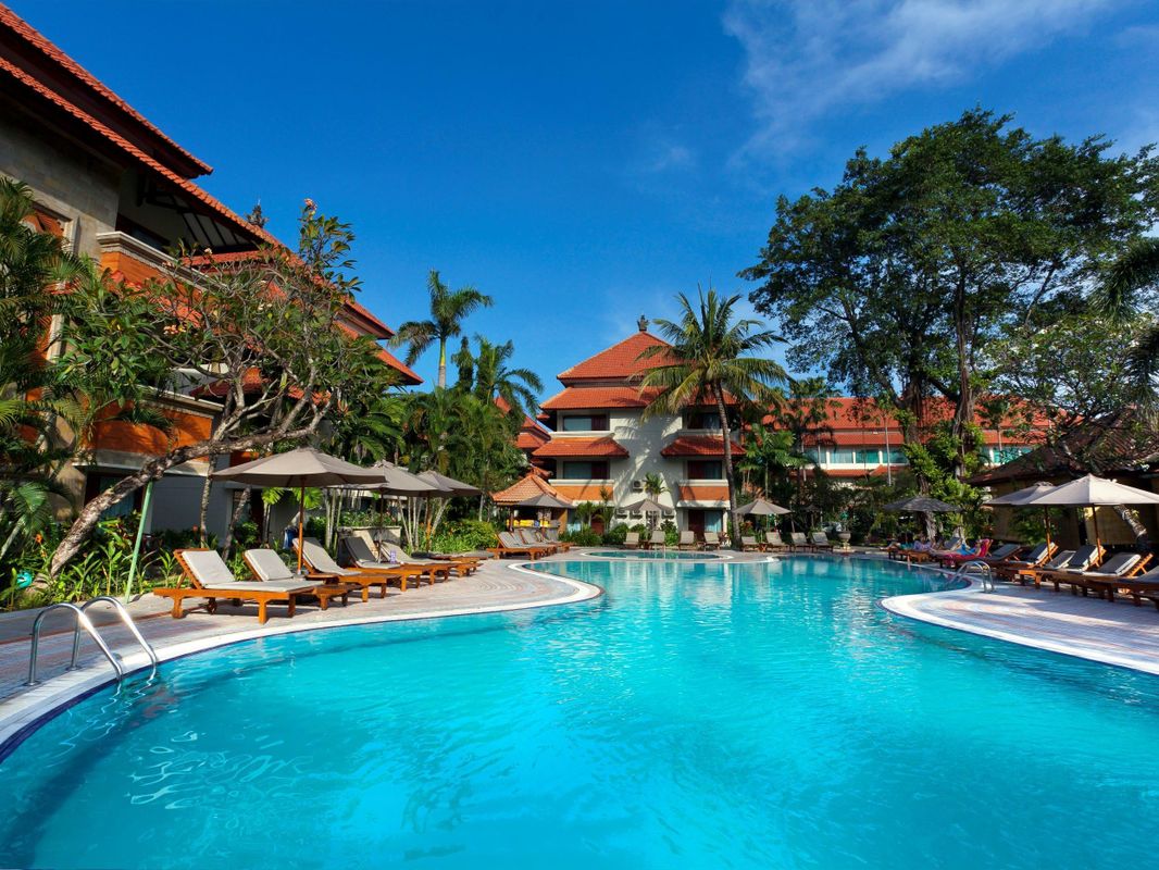 White Rose Kuta Resort - Villas & Spa фото 23