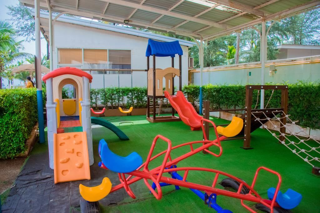 Arinara Beach Resort Phuket фото 22