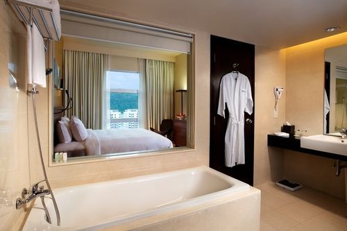Eastin Hotel Penang фото 3