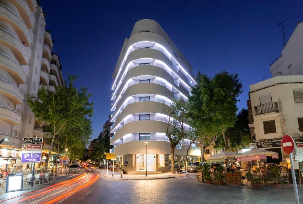 Hotel Lima - Adults Recommended фото 9