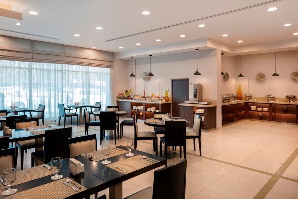 Holiday Inn Express Dubai Safa Park фото 17
