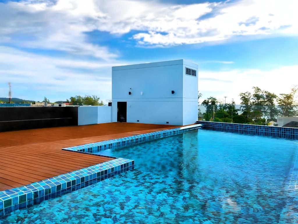 Phoenix Karon Beach Hotel фото 26