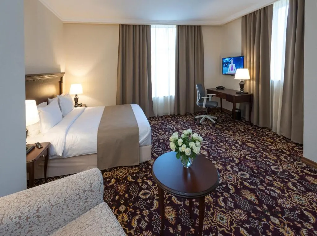 Ani Grand Hotel Yerevan фото 2