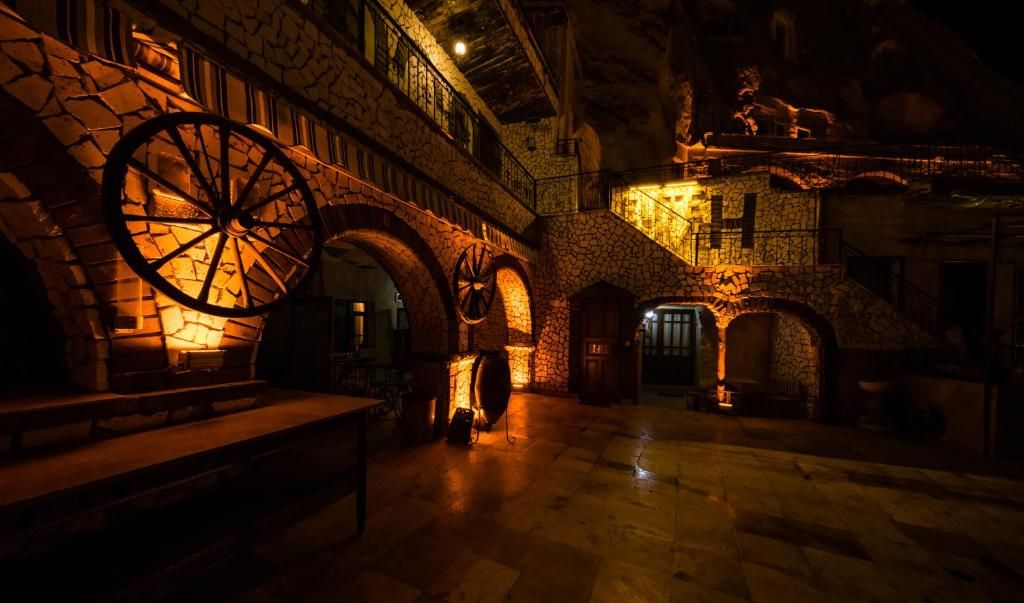 Elite Cave Suites фото 14