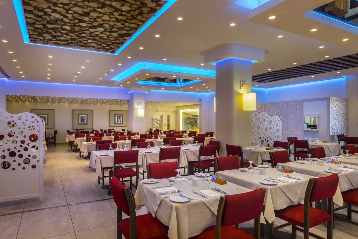 Cavo Maris Beach Hotel фото 10
