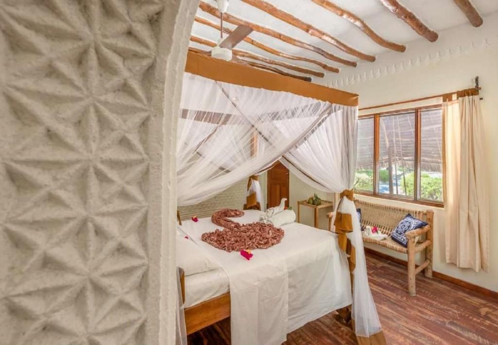Hakuna Majiwe Beach Lodge фото 92
