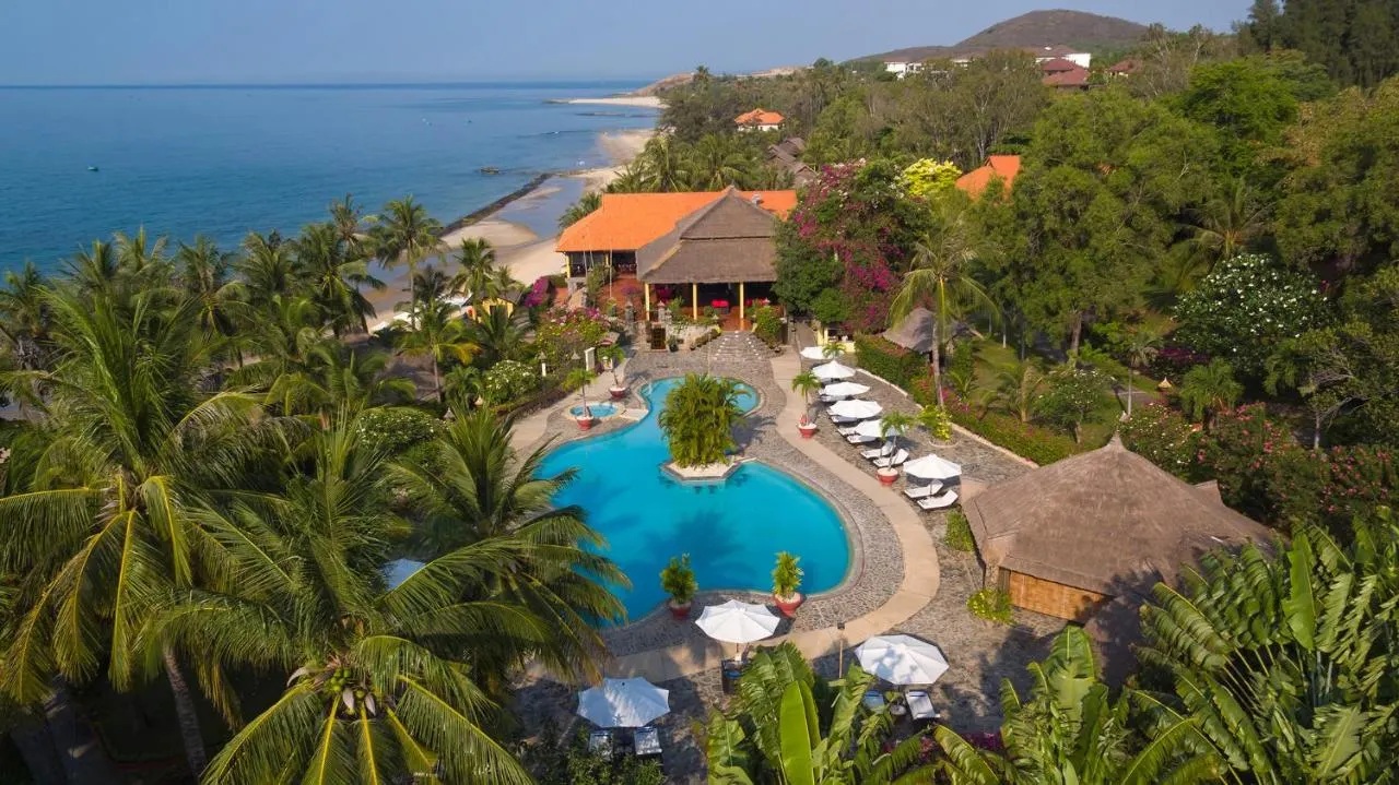 Victoria Phan Thiet Beach Resort & Spa фото 0