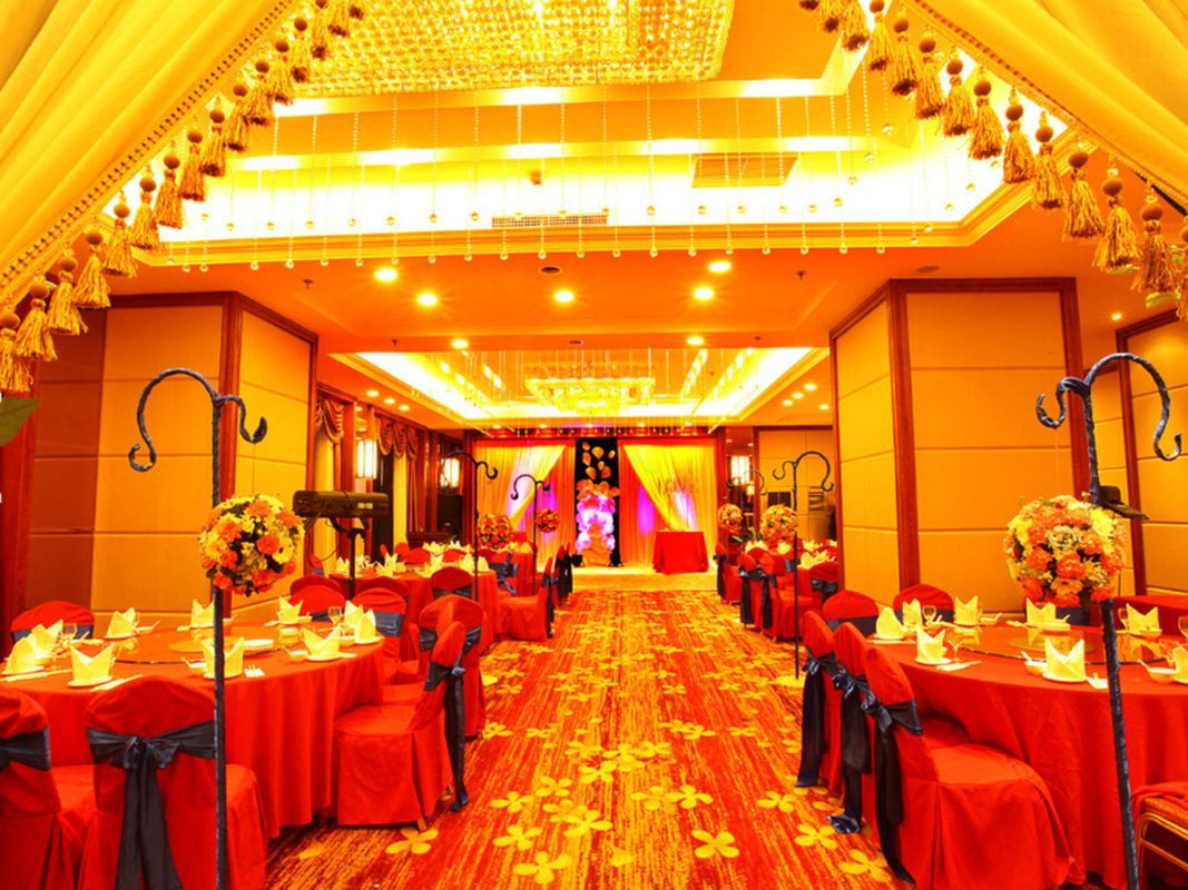 Central Plaza Hotel Dalian фото 8