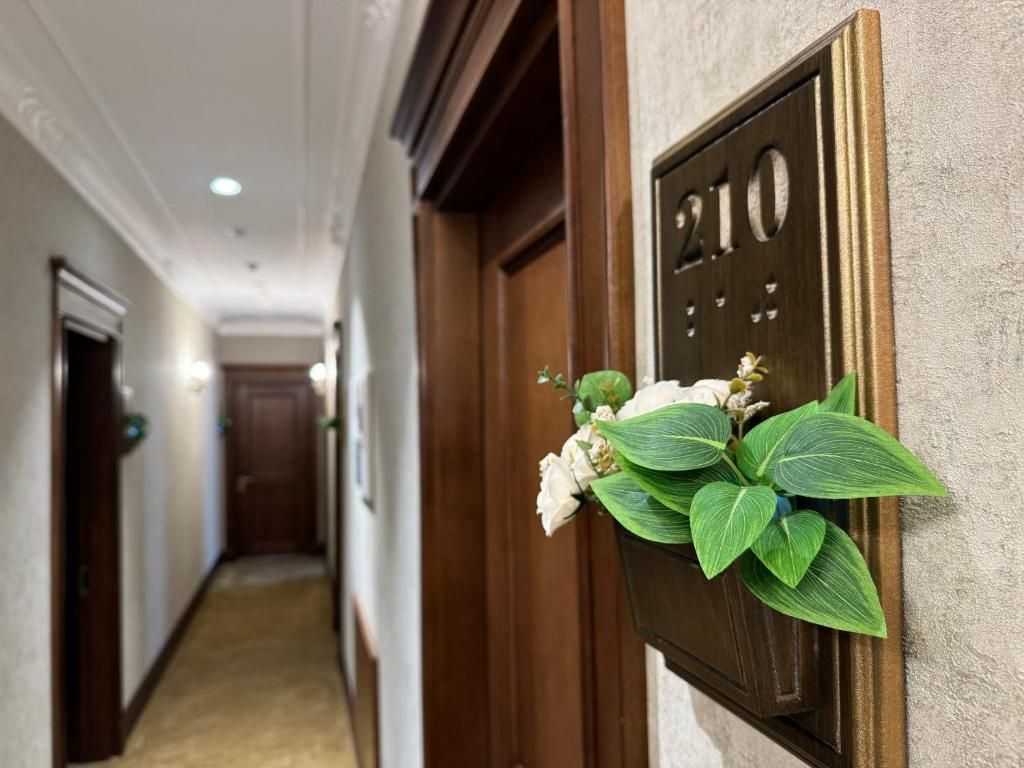 Midway Baku Hotel фото 27