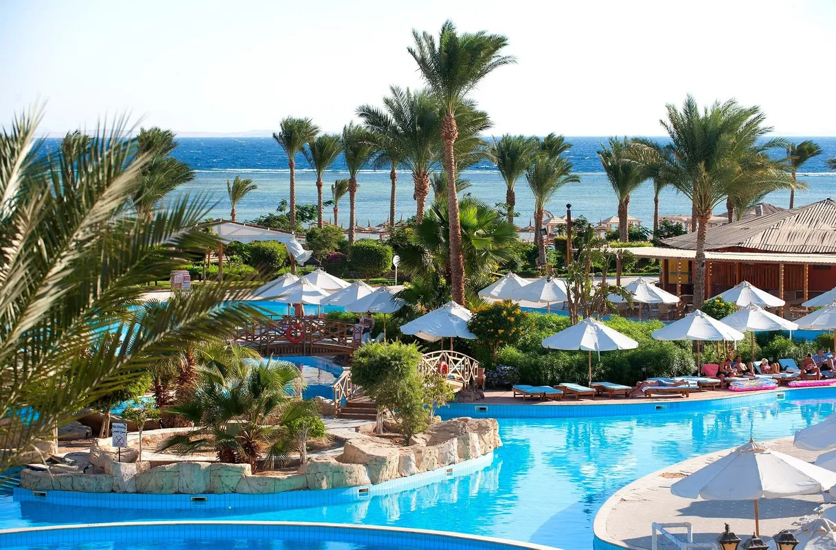Amwaj Oyoun Resort фото 43