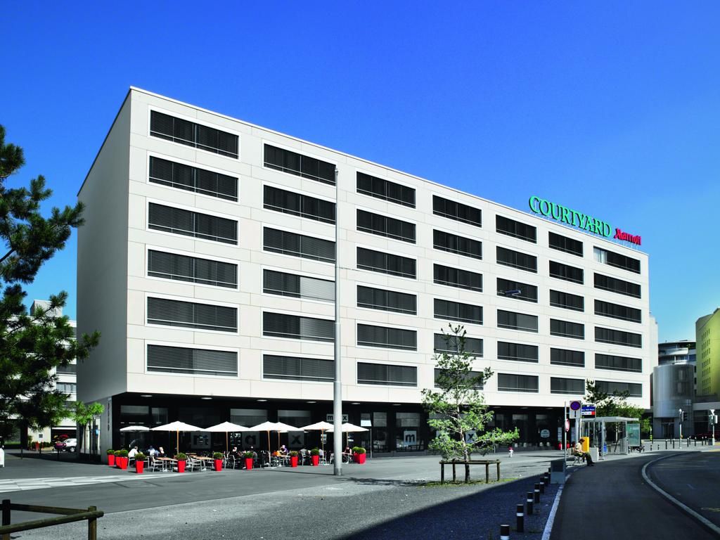 Courtyard by Marriott Zurich North фото 0