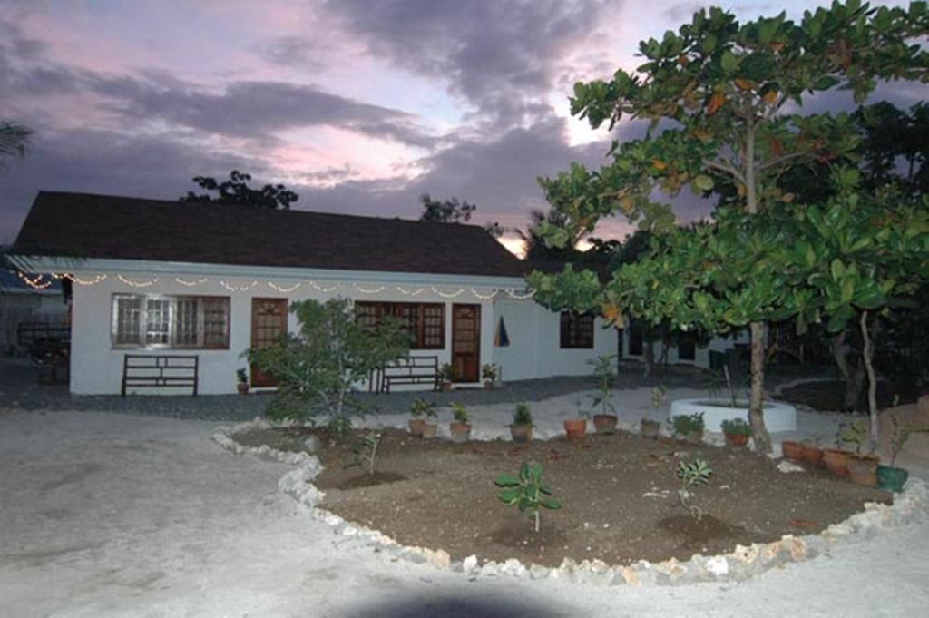 Talima Beach Villas & Dive Resort фото 61