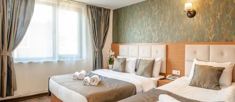 Фото отеля The Camelot Hotel