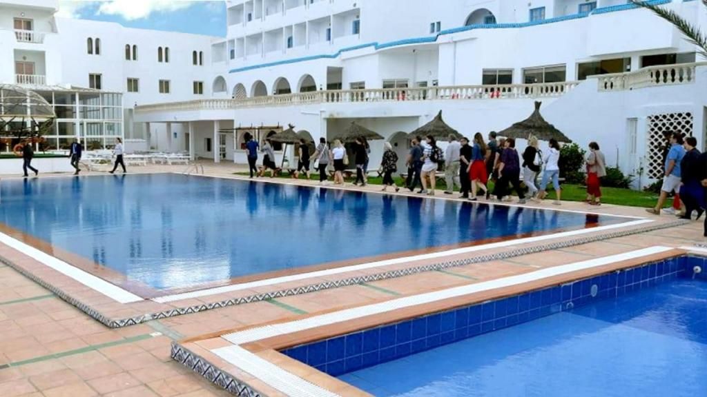 Best Beach Hotel фото 23