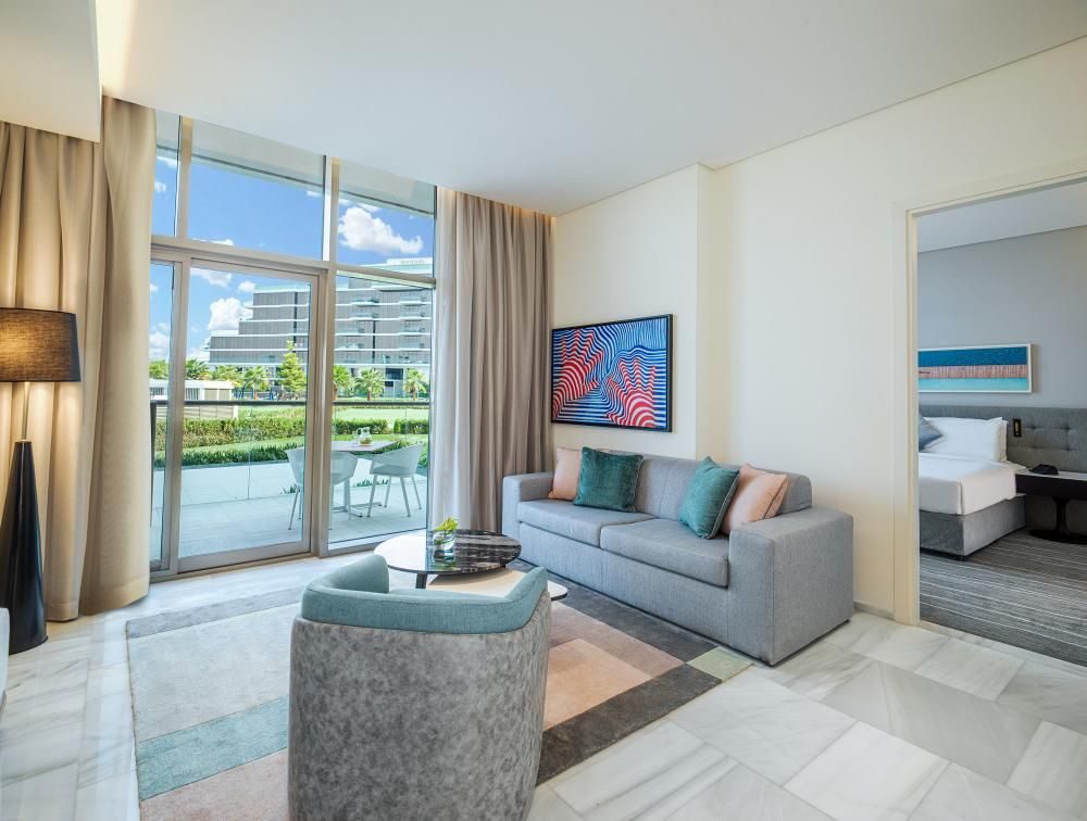 Th8 Palm Dubai Beach Resort Vignette Collection фото 39