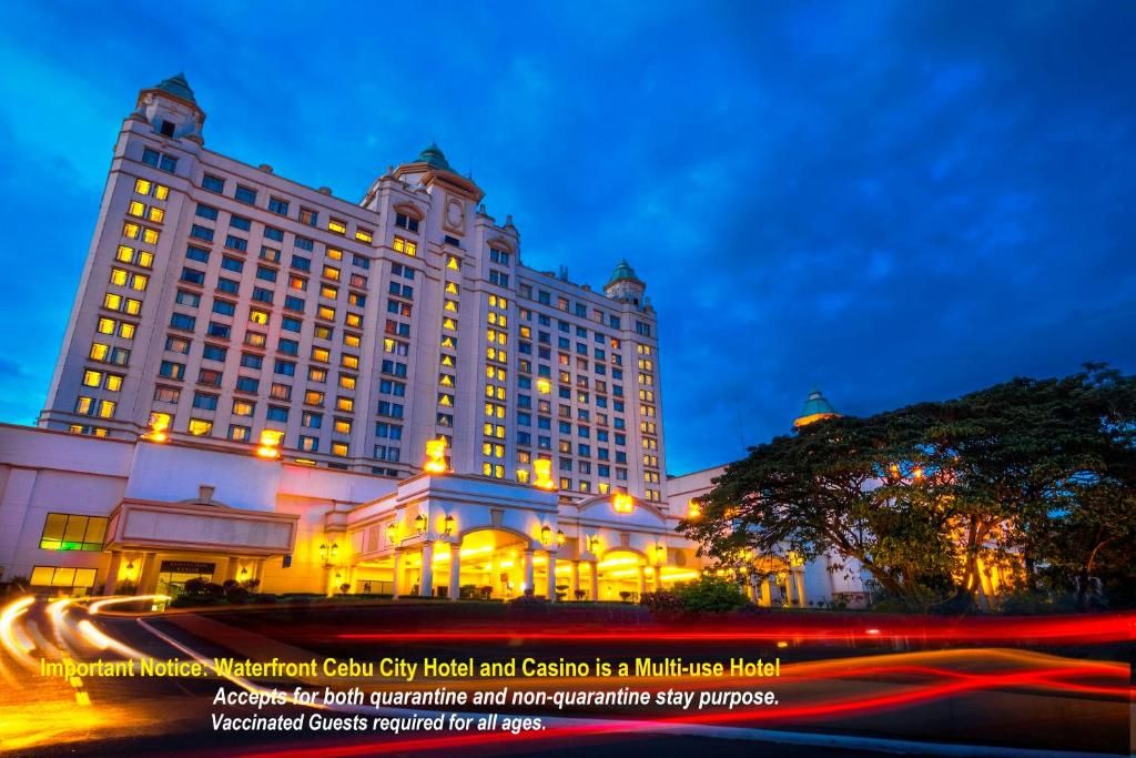 Waterfront Cebu City Hotel & Casino - Multiple Use Hotel фото 0