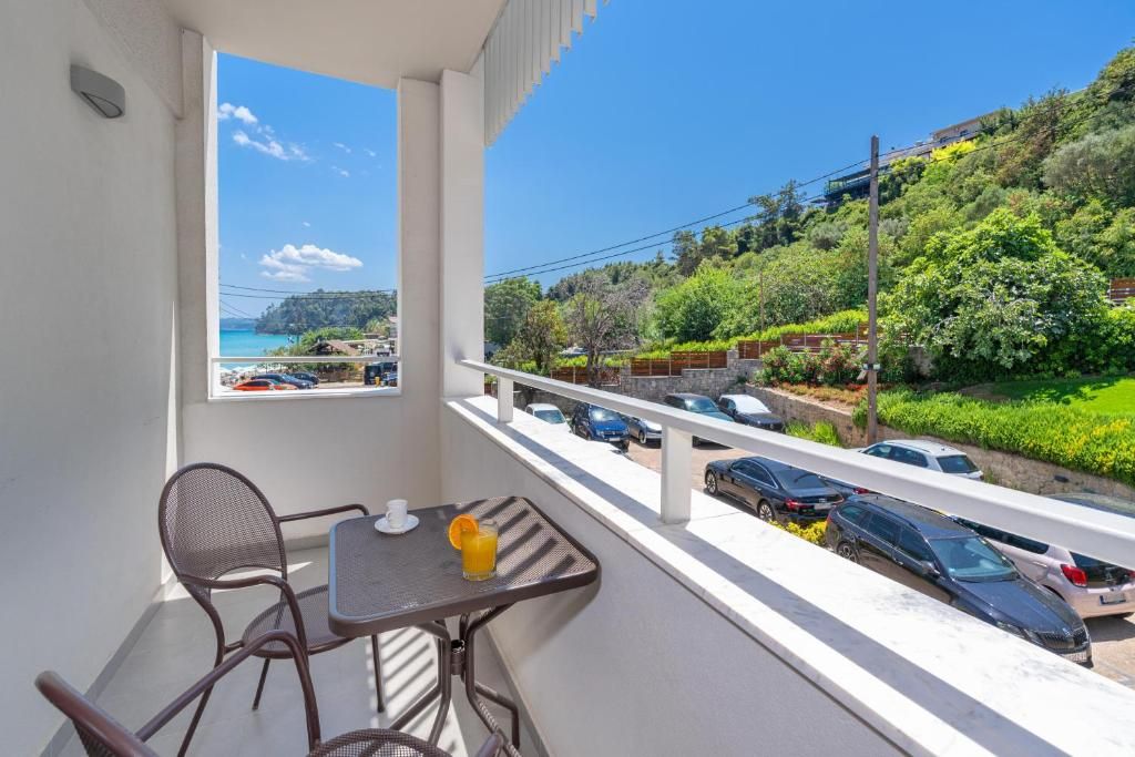 Ammon Zeus Luxury Beach Hotel фото 60
