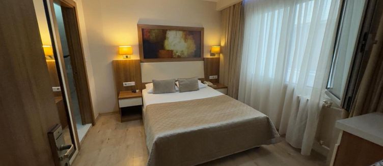 Фото отеля Hotel Baylan Izmir