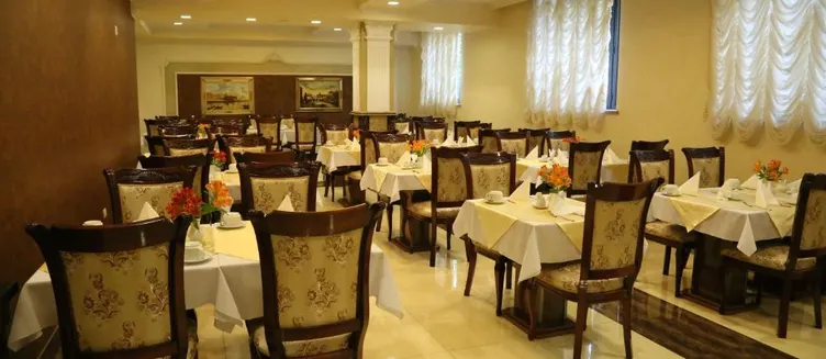 Фото отеля Royal Plaza by Stellar Hotels, Yerevan