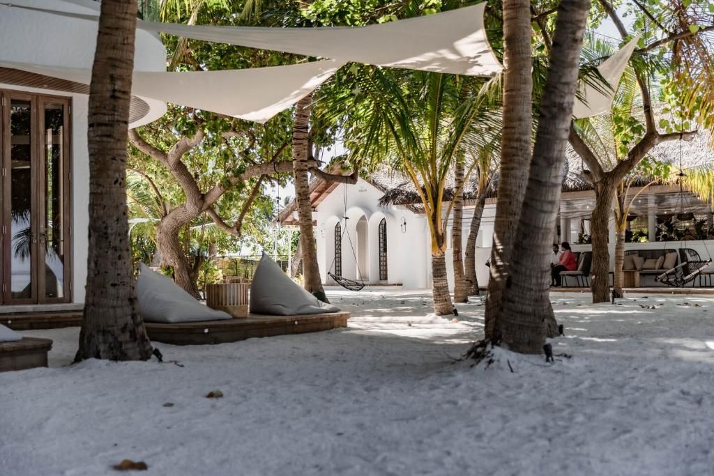 Stone Hotels Dhiffushi фото 17