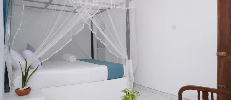 Фото отеля Surf Una Beach Hotel