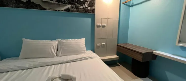 Фото отеля Hotel The Journey Patong New