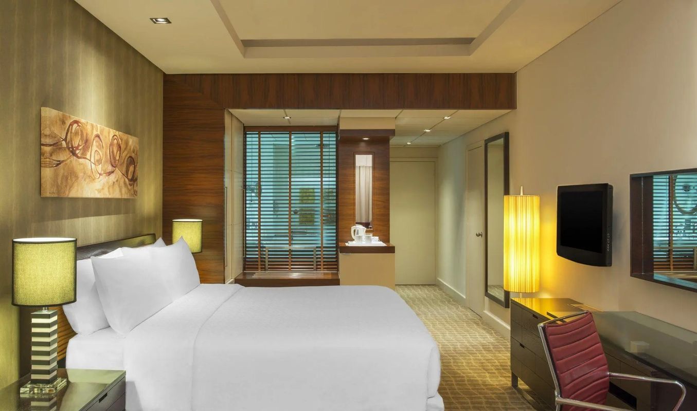 Majestic Premier Hotel фото 6