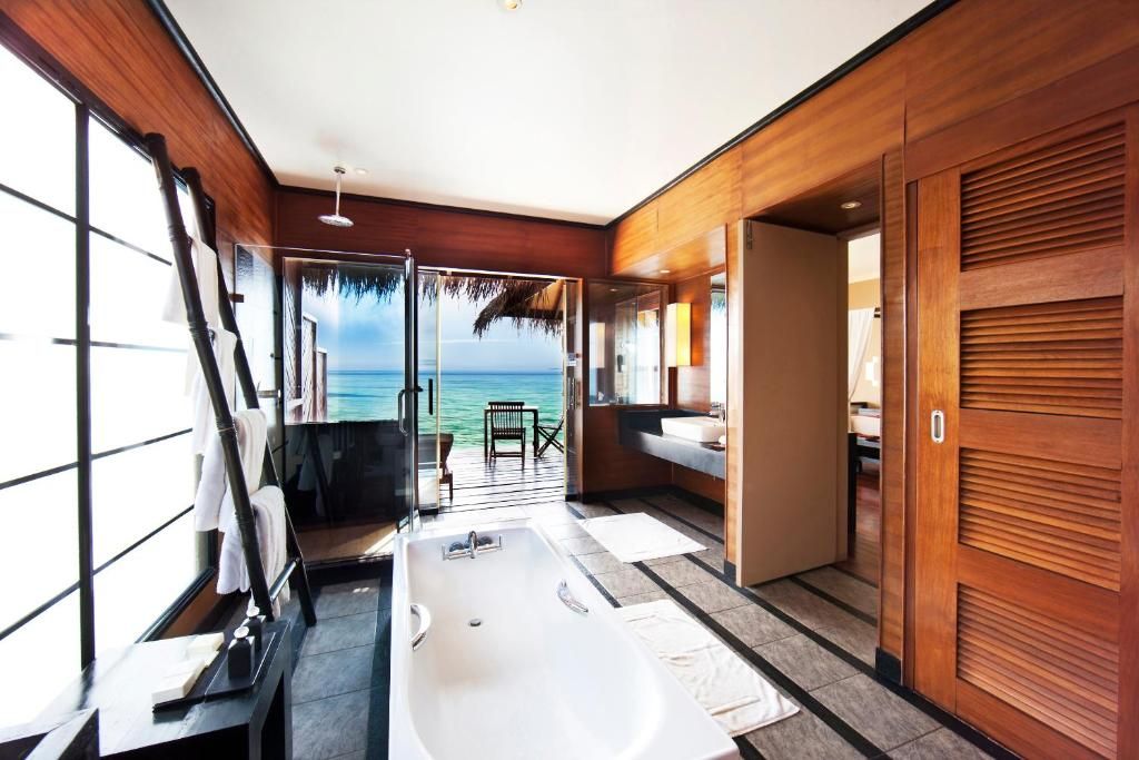 Adaaran Prestige Ocean Villas фото 18