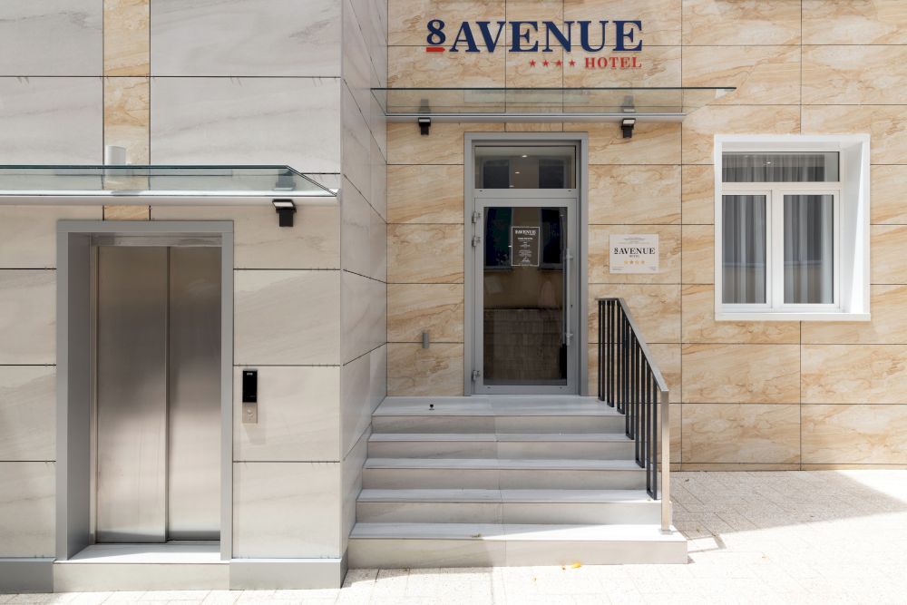 8 Avenue фото 27