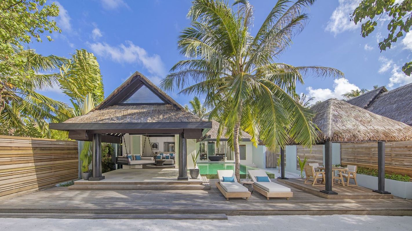 Naladhu Private Island Maldives фото 4