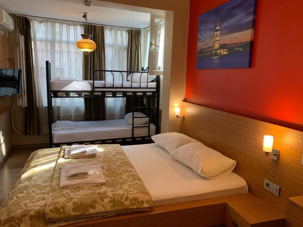 Хостел «Antique Hostel» фото 6
