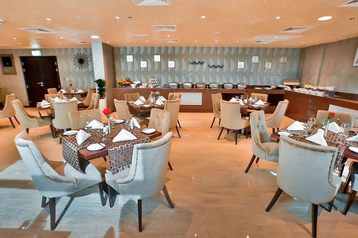 Signature Hotel Al Barsha фото 8