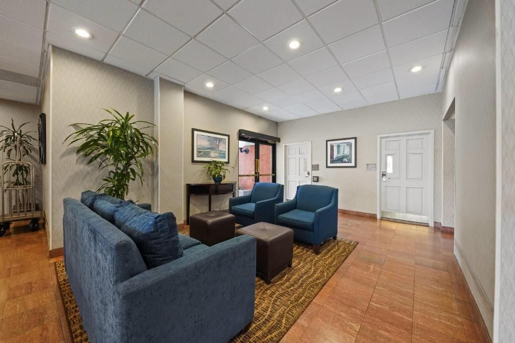 Comfort Inn By the Bay фото 31
