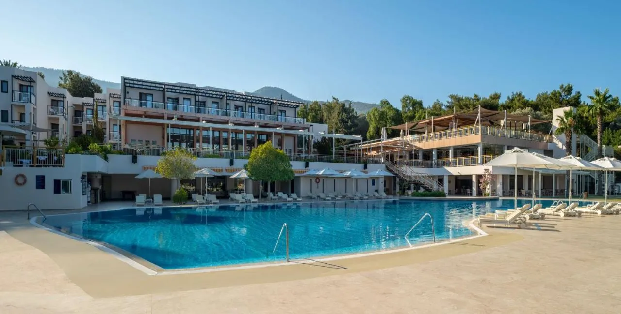 DoubleTree by Hilton Bodrum Isil Club Resort фото 7