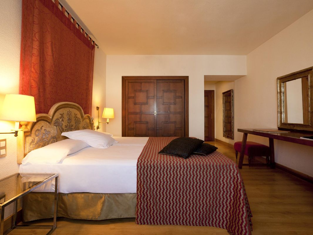 Hotel Hesperia Sevilla фото 20