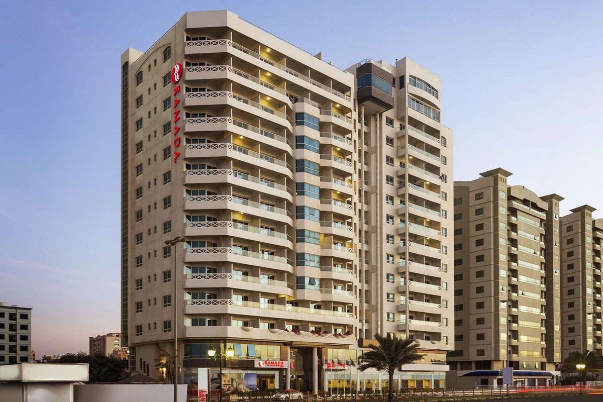 Ramada by Wyndham Beach Hotel Ajman фото 59