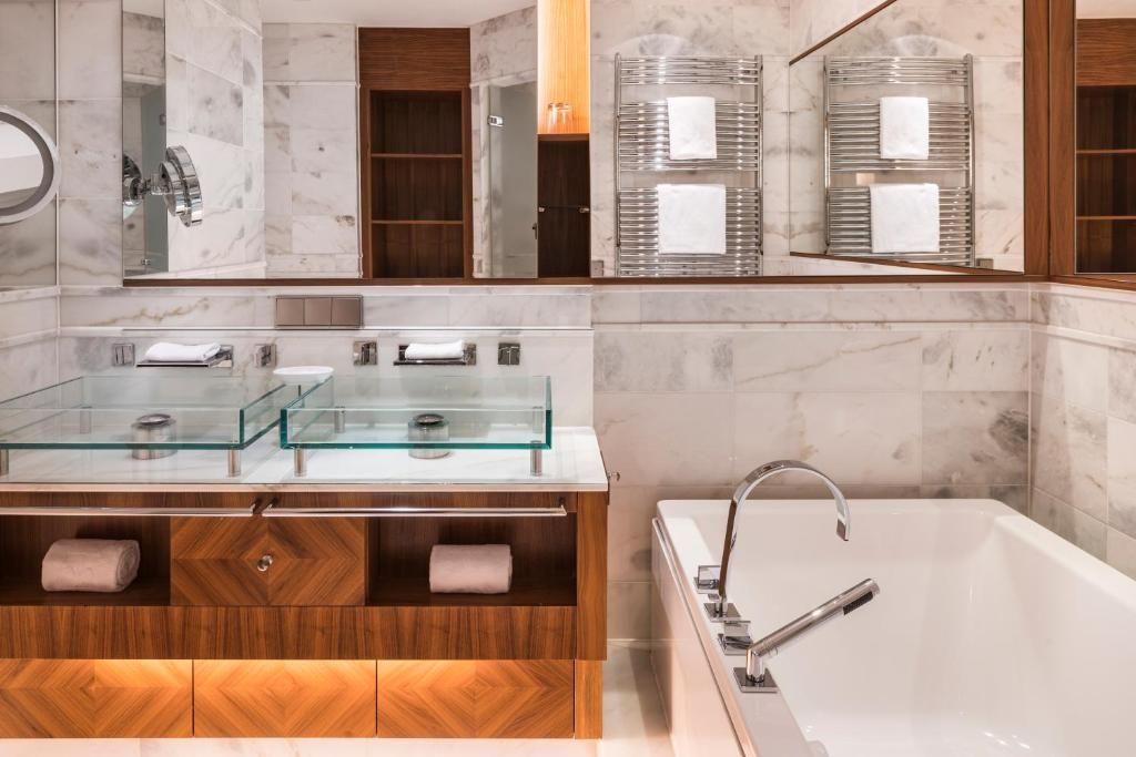 Falkensteiner Schlosshotel Velden – The Leading Hotels of the World фото 2