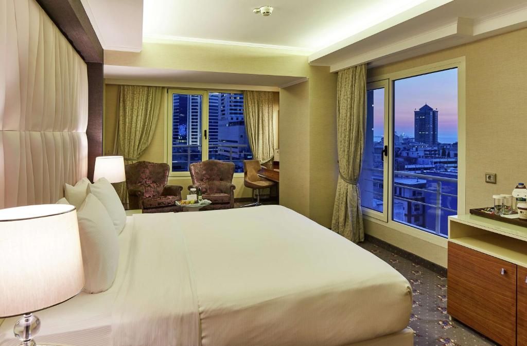 DoubleTree by Hilton Hotel Izmir - Alsancak фото 77