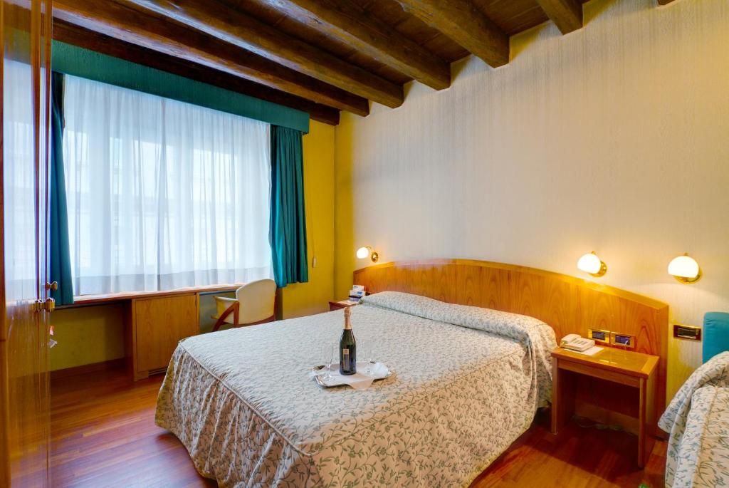 Hotel Corot фото 10